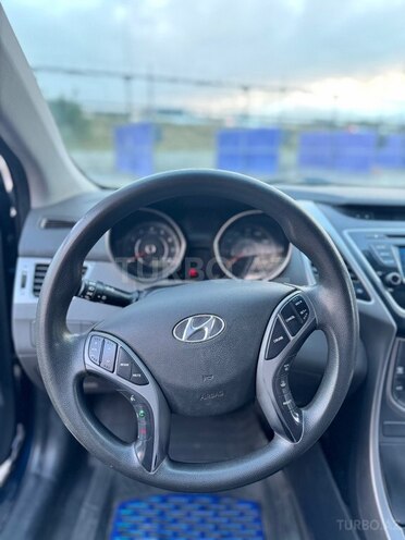 Hyundai Elantra 2015, 185,000 km - 1.8 l - Bakı