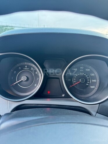 Hyundai Elantra 2015, 185,000 km - 1.8 l - Bakı