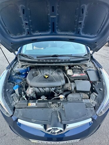Hyundai Elantra 2015, 185,000 km - 1.8 l - Bakı