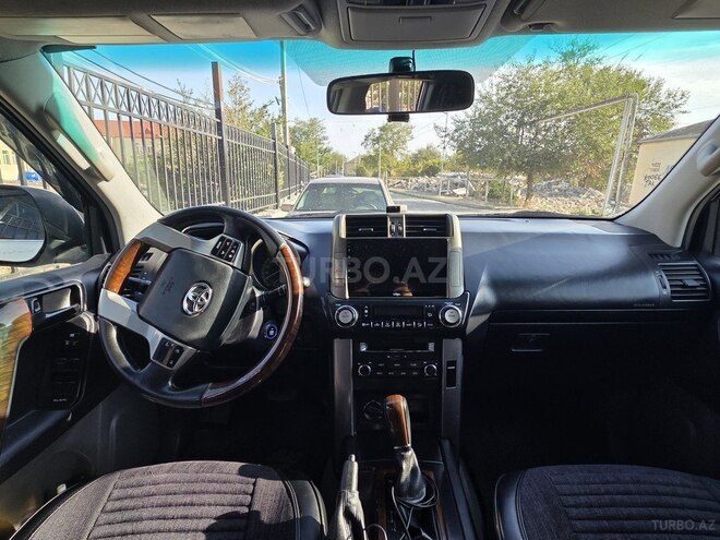 Toyota Land Cruiser Prado 2010, 200,000 km - 2.7 л - Goranboy