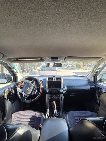 Toyota Land Cruiser Prado 2010, 200,000 km - 2.7 л - Goranboy