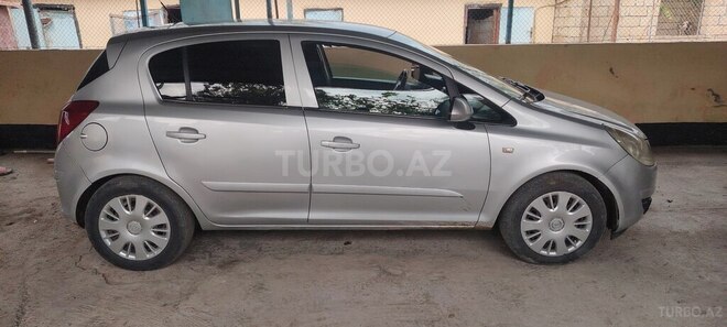 Opel Corsa 2006, 400,000 km - 1.3 l - İmişli