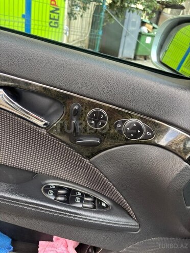 Mercedes E 240 2005, 270,000 km - 2.6 l - Xırdalan