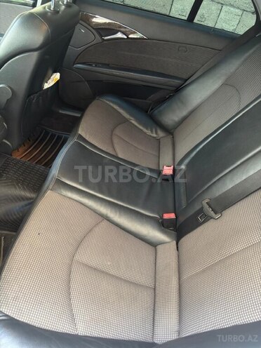 Mercedes E 240 2005, 270,000 km - 2.6 l - Xırdalan