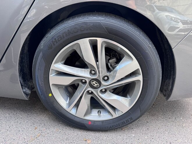 Hyundai Elantra 2014, 223,699 km - 1.8 l - Bakı