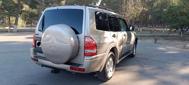 Mitsubishi Pajero 2002, 217,000 km - 3.8 l - Sumqayıt