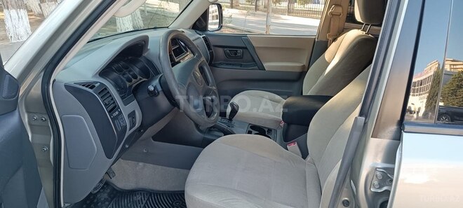 Mitsubishi Pajero 2002, 217,000 km - 3.8 l - Sumqayıt