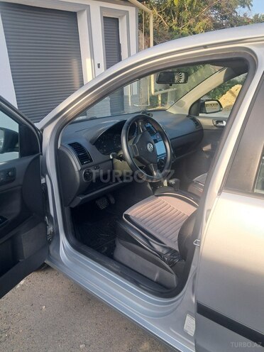 Volkswagen Polo 2009, 263,331 km - 1.4 l - Bakı