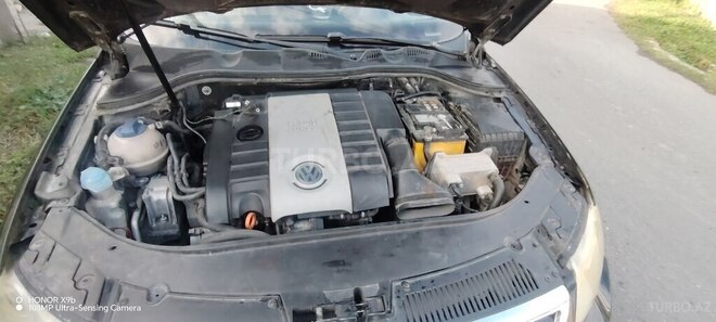 Volkswagen Passat 2005, 331,106 km - 2.0 l - Balakən