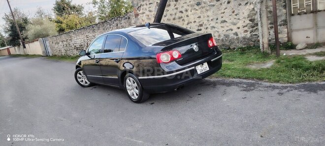 Volkswagen Passat 2005, 331,106 km - 2.0 l - Balakən