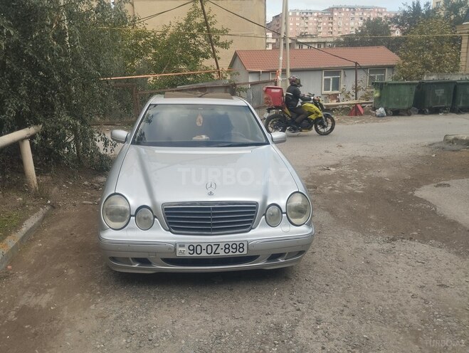 Mercedes E 200 2001, 333,000 km - 2.0 л - Bakı
