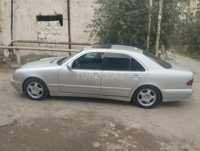 Mercedes E 200 2001, 333,000 km - 2.0 л - Bakı