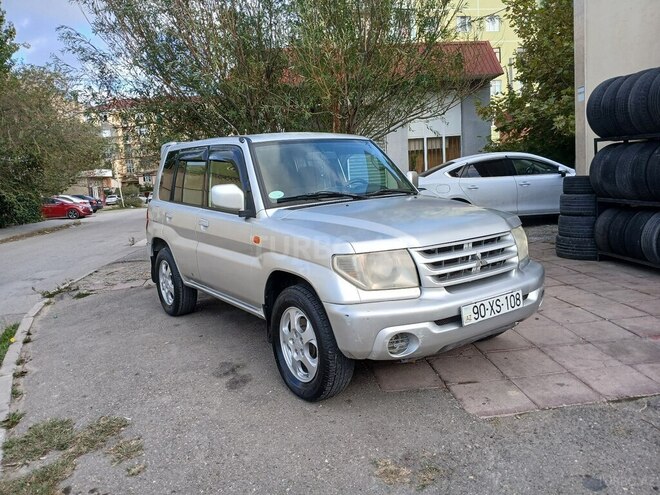 Mitsubishi Pajero io 2001, 352,000 km - 2.0 л - Sumqayıt
