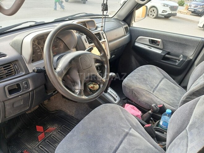 Mitsubishi Pajero io 2001, 352,000 km - 2.0 л - Sumqayıt