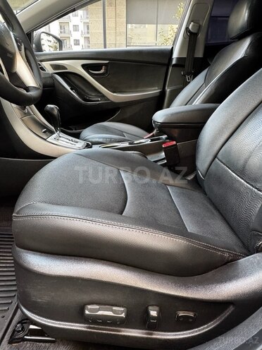 Hyundai Elantra 2011, 204,300 km - 1.8 l - Bakı