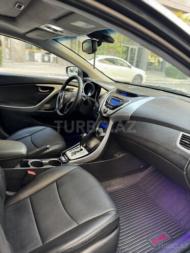 Hyundai Elantra 2011, 204,300 km - 1.8 l - Bakı