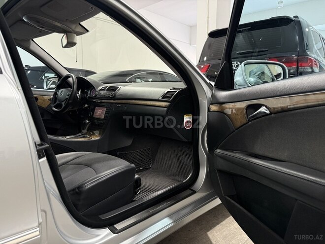Mercedes E 220 2008, 289,000 km - 2.2 l - Bakı