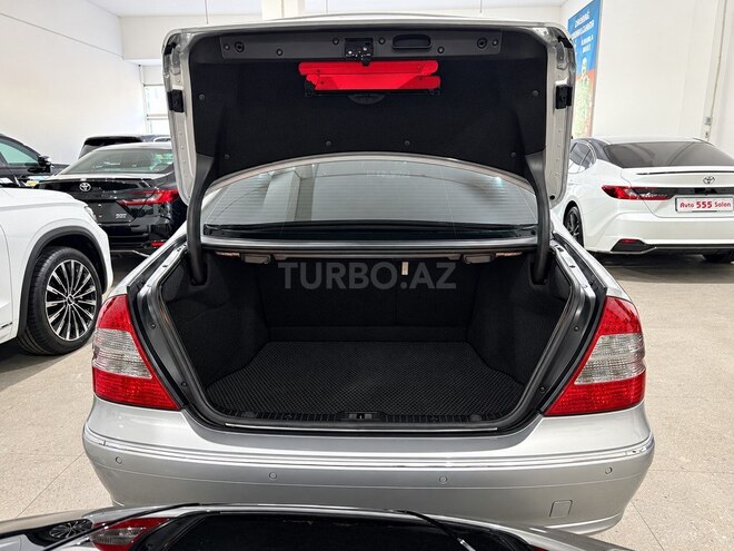 Mercedes E 220 2008, 289,000 km - 2.2 l - Bakı