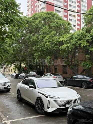Changan Eado 2025, 27,000 km - 1.5 l - Bakı