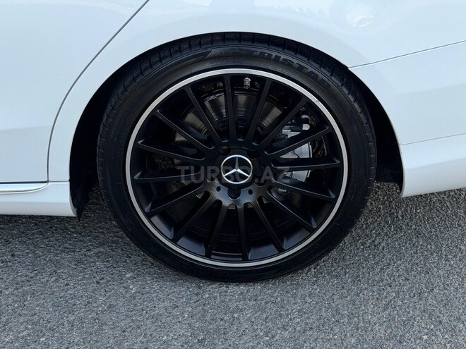 Mercedes C 300 2016, 161,000 km - 2.0 л - Gəncə