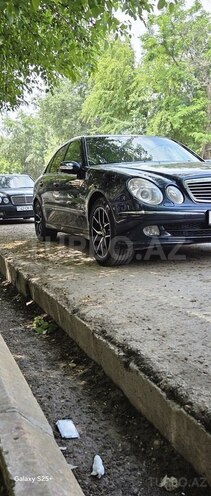 Mercedes E 320 2002, 265,554 km - 3.2 l - Salyan