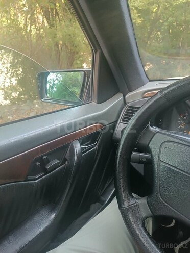 Mercedes C 230 1996, 516,599 km - 2.3 l - Şəki