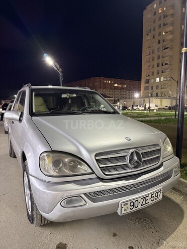 Mercedes ML 270 2003, 423,000 km - 2.7 l - Sumqayıt