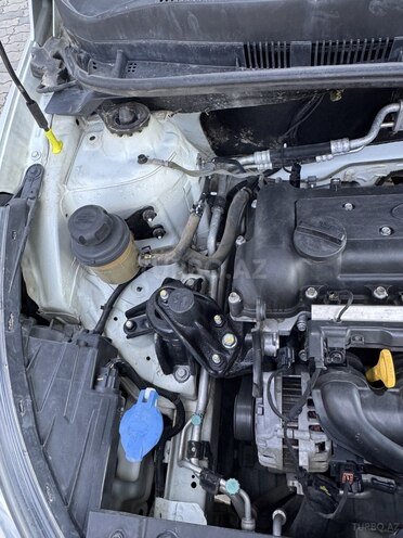 Hyundai Accent 2012, 200,008 km - 1.6 л - Bakı