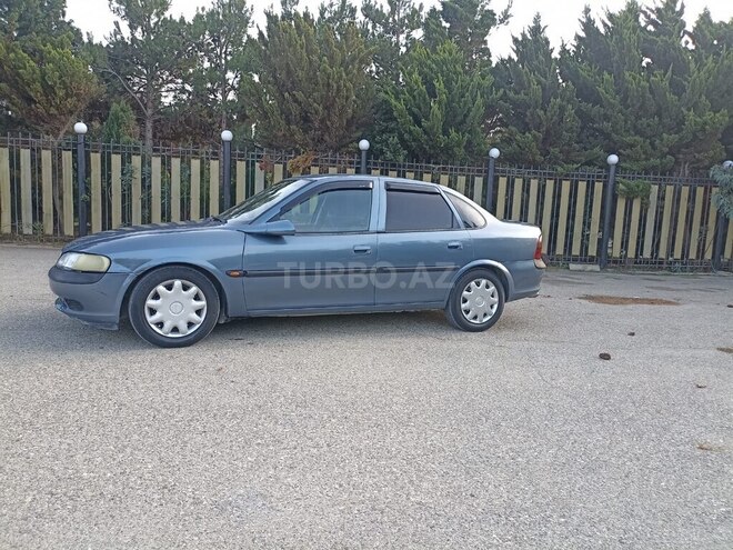 Opel Vectra 1998, 327,000 km - 1.6 l - Bakı