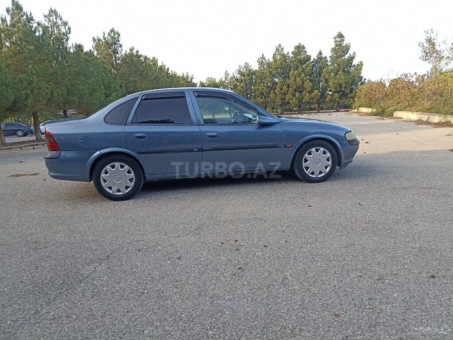 Opel Vectra 1998, 327,000 km - 1.6 l - Bakı
