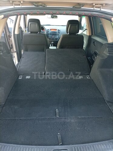 Kia  2008, 311,500 km - 1.6 l - Quba