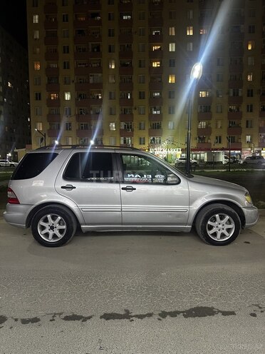 Mercedes ML 270 2003, 423,000 km - 2.7 l - Sumqayıt