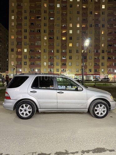 Mercedes ML 270 2003, 423,000 km - 2.7 l - Sumqayıt