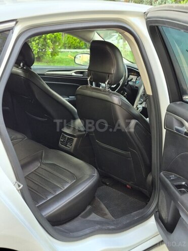 Ford Fusion (North America) 2013, 230,239 km - 2.0 л - Bakı