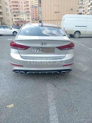Hyundai Elantra 2016, 310,351 km - 2.0 л - Bakı