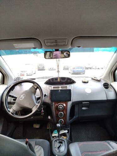 Toyota Yaris 2008, 280,118 km - 1.3 л - Bakı