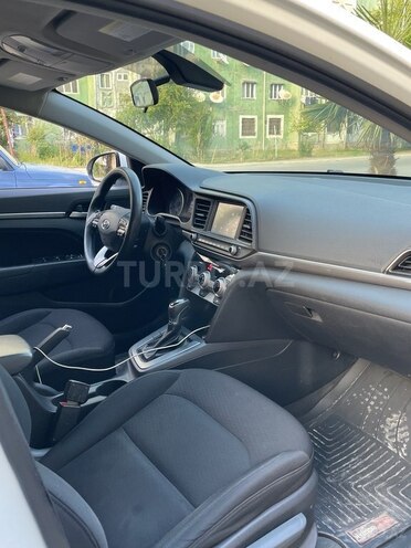 Hyundai Elantra 2019, 200,000 km - 2.0 л - Gəncə
