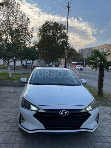 Hyundai Elantra 2019, 200,000 km - 2.0 л - Gəncə