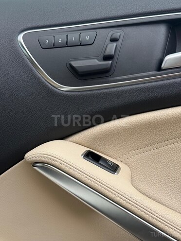 Mercedes GLA 250 4MATIC 2017, 163,252 km - 2.0 l - Bakı