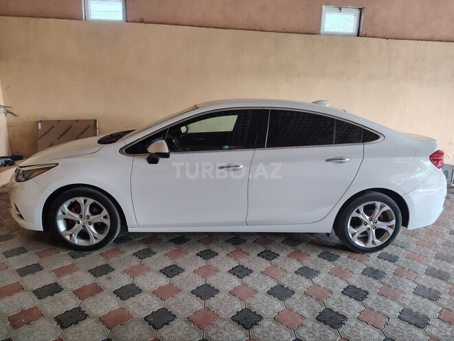 Chevrolet Cruze 2017, 302,700 km - 1.4 l - Qazax