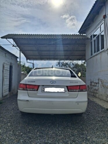 Hyundai Sonata 2009, 200,000 km - 2.0 л - Salyan