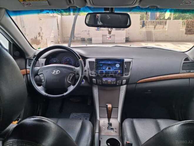 Hyundai Sonata 2009, 200,000 km - 2.0 л - Salyan