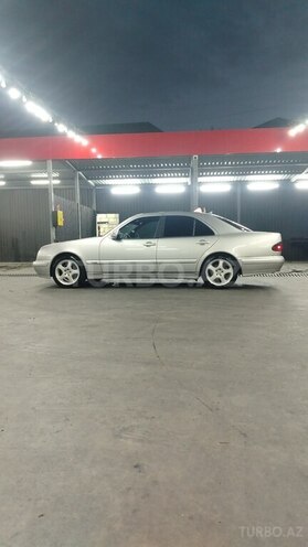Mercedes E 220 2000, 965,862 km - 2.2 l - Şəmkir