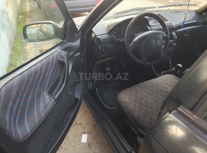 Opel Astra 1995, 325,588 km - 1.6 л - Sumqayıt