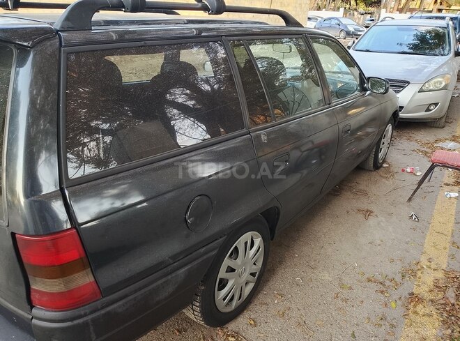Opel Astra 1995, 325,588 km - 1.6 л - Sumqayıt