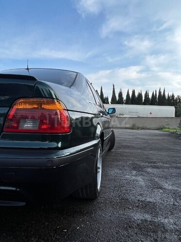 BMW 528 1997, 390,000 km - 2.8 l - Bakı