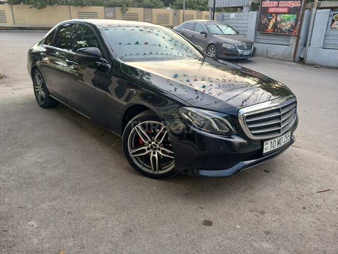 Mercedes E 220 d 4MATIC 2017, 330,000 km - 2.0 l - Bakı