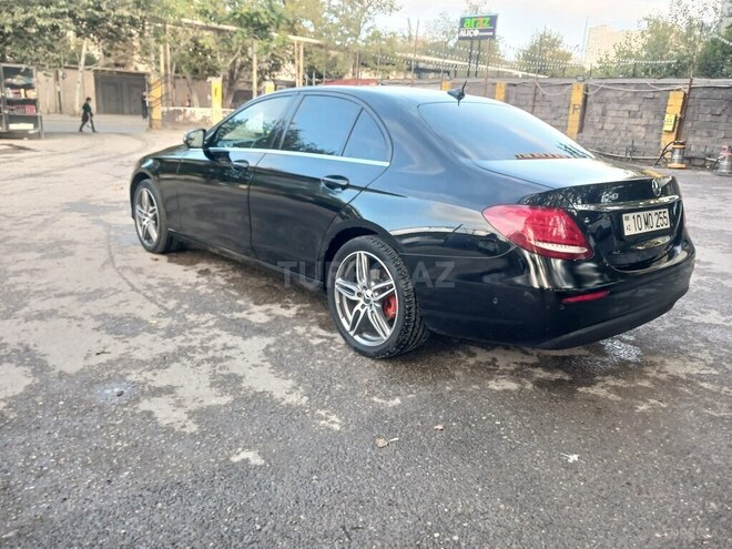 Mercedes E 220 d 4MATIC 2017, 330,000 km - 2.0 l - Bakı
