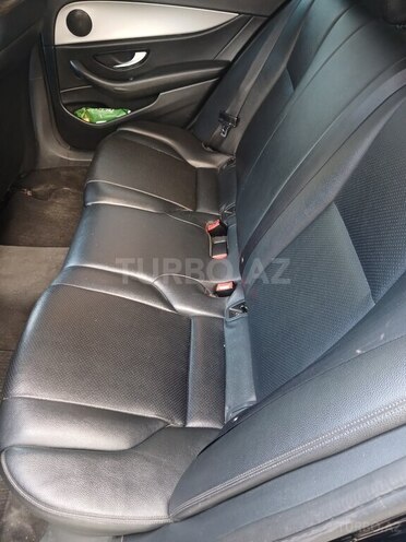 Mercedes E 220 d 4MATIC 2017, 330,000 km - 2.0 l - Bakı