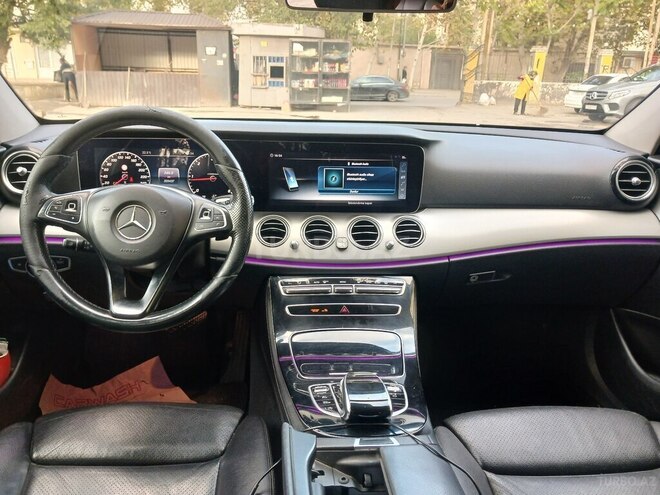Mercedes E 220 d 4MATIC 2017, 330,000 km - 2.0 l - Bakı